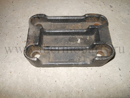Подкладка стремянок кронштейна серьги левая