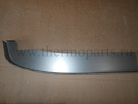 Пояс задка боковой средний правый