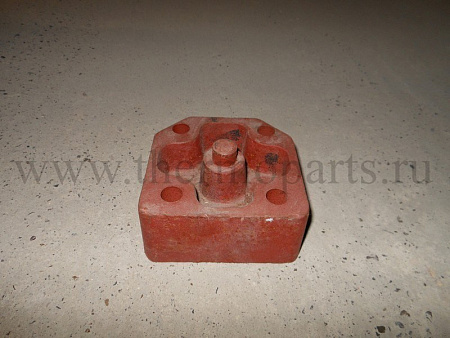 Проставка передней оси между балкой и рессорой