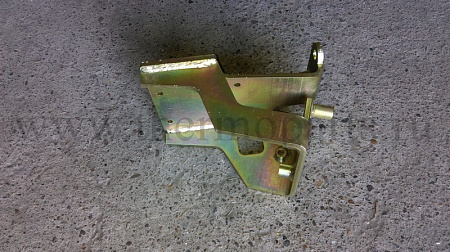 Кронштейн компрессора дв.ISUZU