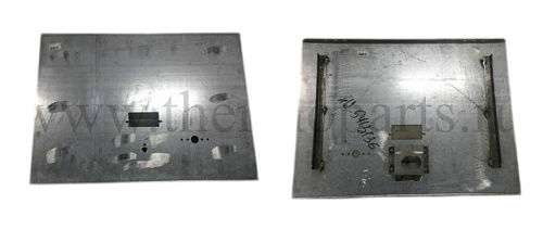 Крышка люка инструментального ящика L-553 мм ПАЗ-320412