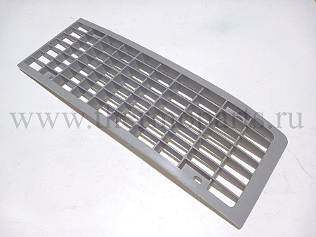 Решетка передняя левая серая
