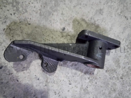 Кронштейн тормозной камеры передний левый (колодка 160 мм)