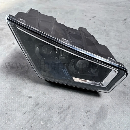 Фара правая ПАЗ-422320 CITYMAX 9