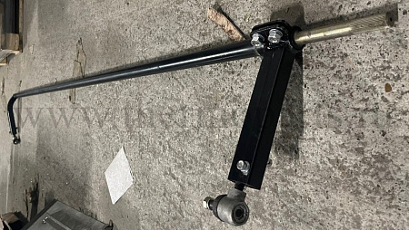 Ось привода пассажирской двери задней двойной (левая)