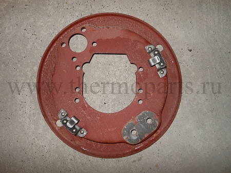 Щит тормоза передний левый