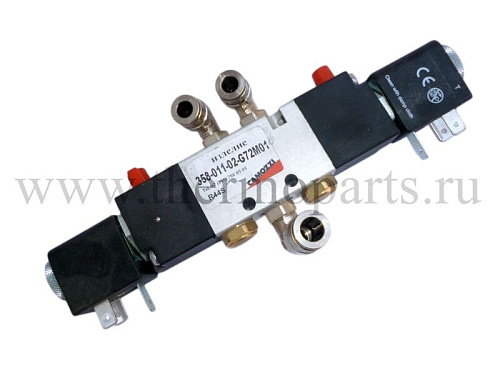 Клапан (распределитель) привода подножки с катушками и фитингами 12В CAMOZZI ПАЗ