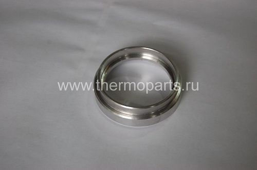 Обойма сальника оси балансира катка